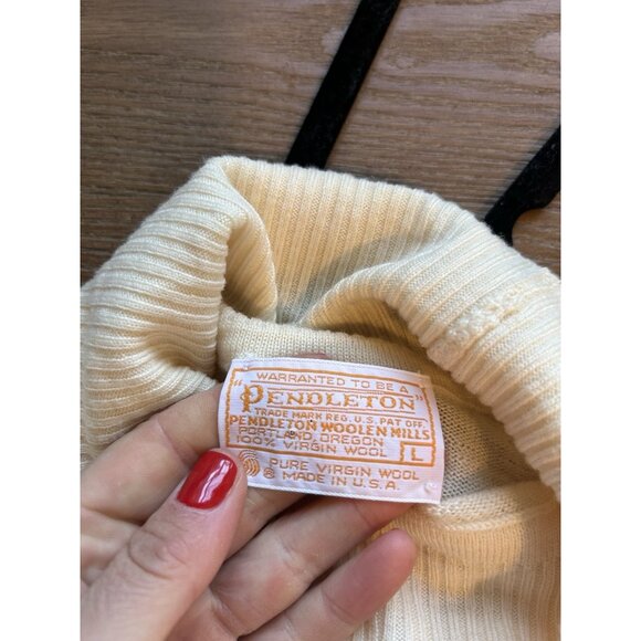 Vintage 70s Pendleton Virgin Wool Lightweight Turtleneck Sweater - Picture 6 of 6